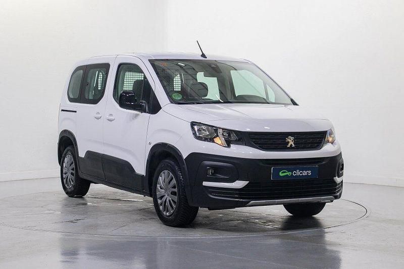 Usado Peugeot Rifter Business-Line 100 CV (73 kW) 2023 Blanco Monovolumen