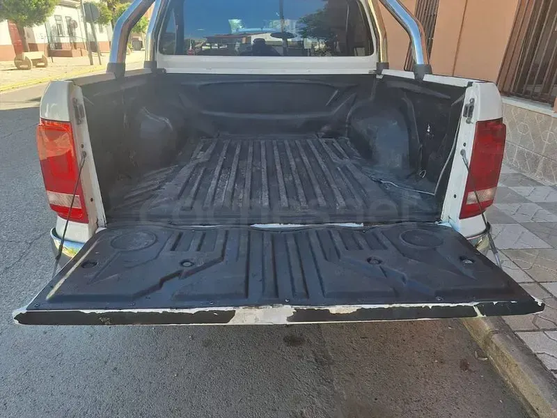 Usado VW Amarok Highline 163 CV (119 kW) 2011 Blanco Pickup/Camioneta