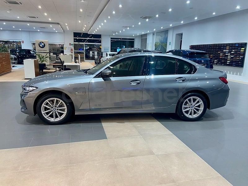 Usado BMW 320e 204 CV (150 kW) 2024 Gris / plata Berlina
