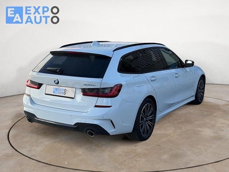 Usado BMW 330e Comfort Edition 292 CV (214 kW) 2021 Blanco Familiar