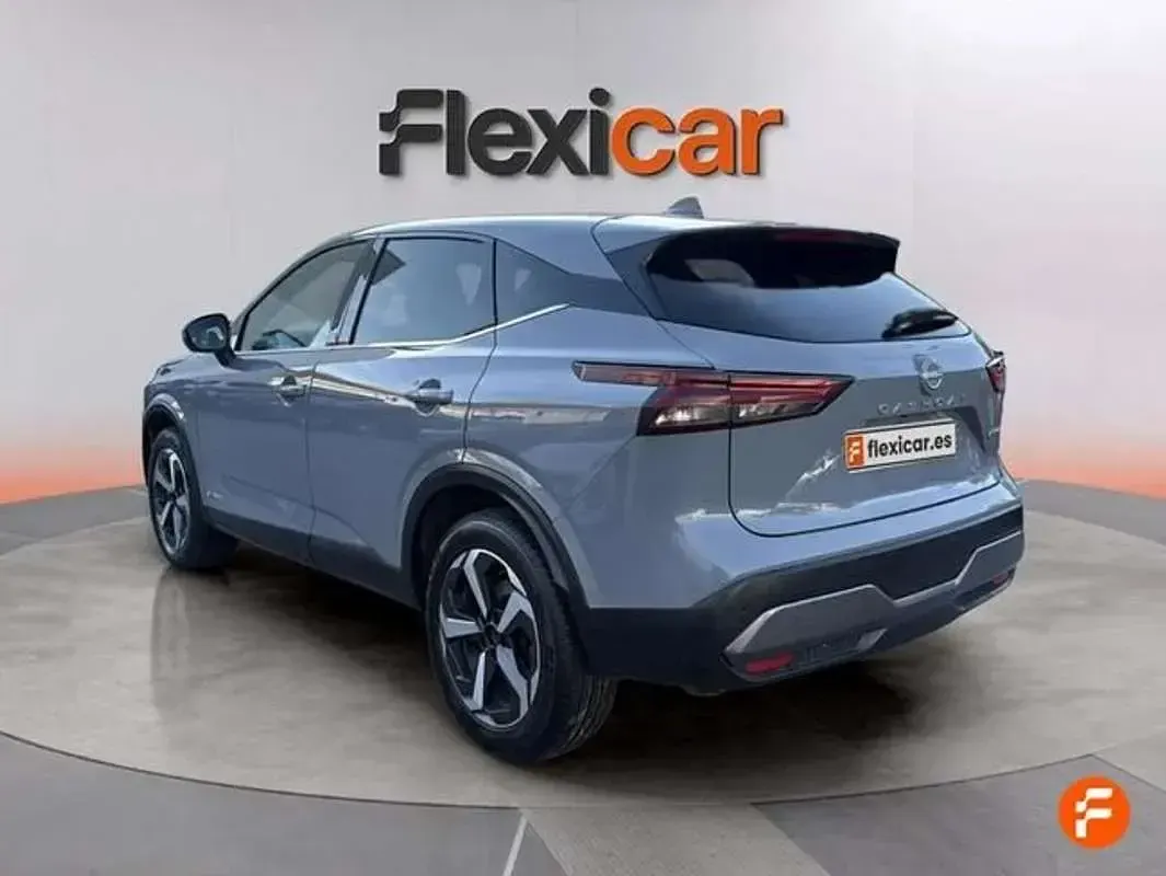 Usado Nissan Qashqai N-Connecta 190 CV (139 kW) 2023 Gris SUV