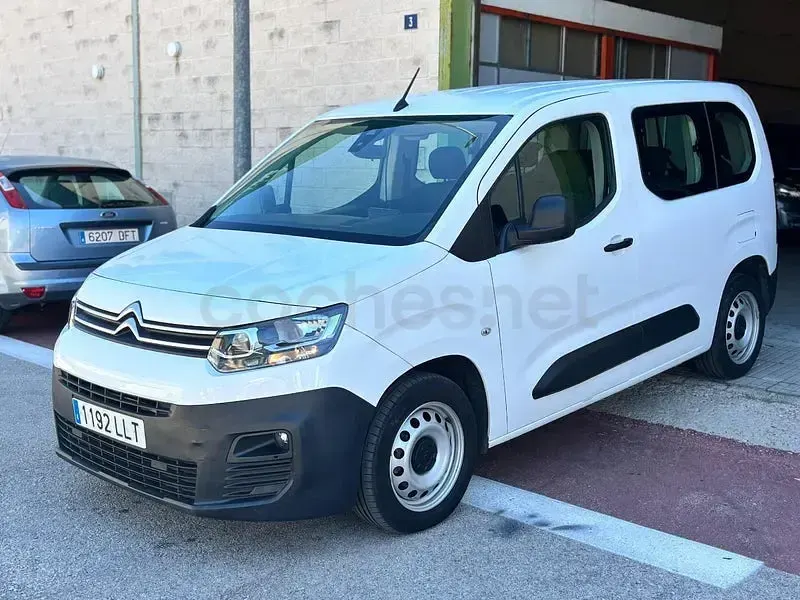 Usado Citroën e-Berlingo Live 102 CV (75 kW) 2021 Blanco Monovolumen