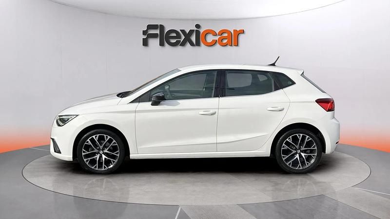 Usado Seat Ibiza XCELLENCE 116 CV (85 kW) 2022 Blanco Utilitario