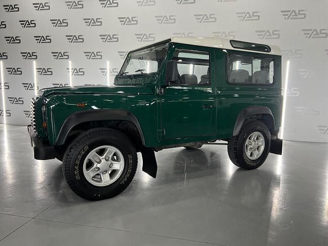 Usado Land Rover Defender SE 122 CV (89 kW) 2002 Verde Familiar