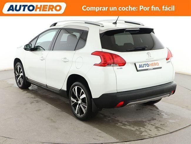 Usado Peugeot 2008 Allure 120 CV (88 kW) 2016 Blanco SUV