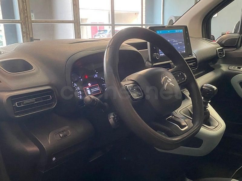 Usado Citroën Berlingo Feel 110 CV (80 kW) 2019 Negro Monovolumen