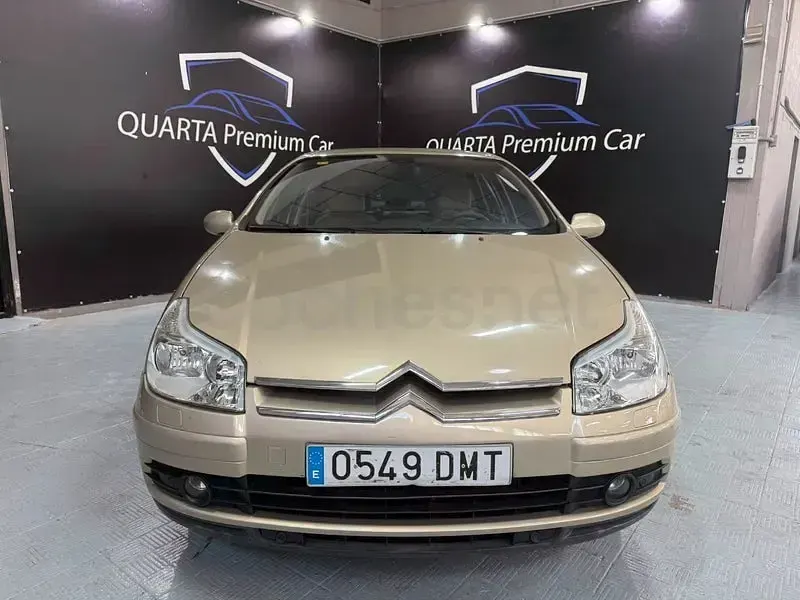 Usado Citroën C5 117 CV (86 kW) 2005 Beige Berlina