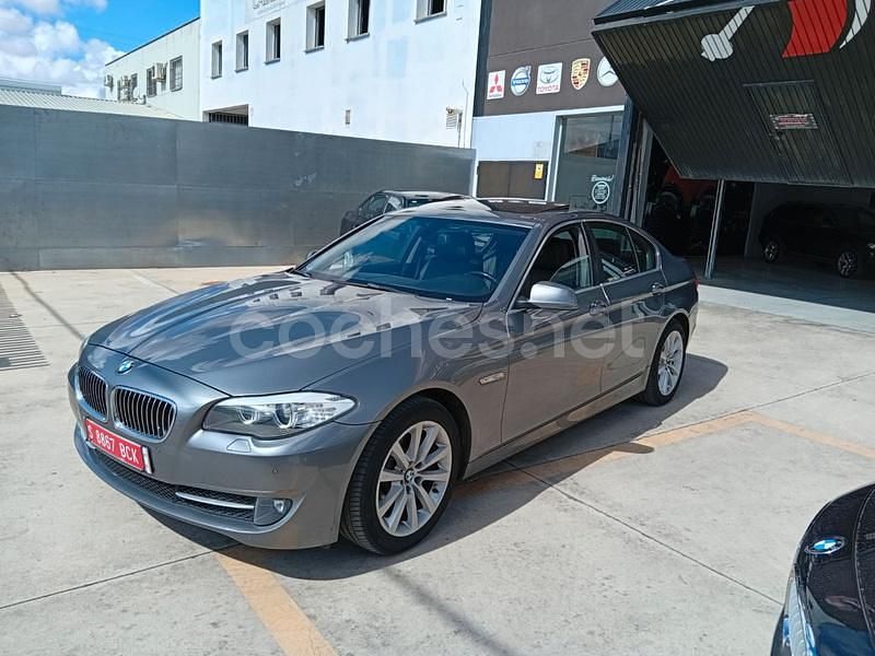 Usado BMW 530 Comfort Edition 258 CV (189 kW) 2013 Gris / plata Berlina