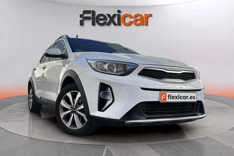 Blanco Usado 2023 Kia Stonic SUV | 13.990 € (Precio justo) - Imagen 1/4
