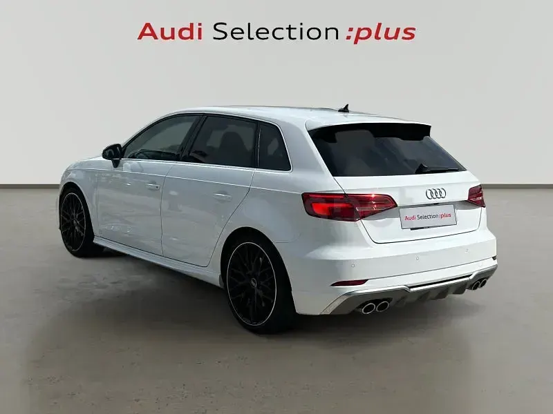 Usado Audi A3 300 CV (220 kW) 2019 Blanco Berlina