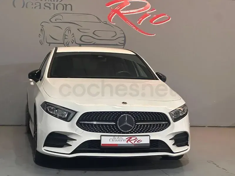 Usado Mercedes A200 163 CV (119 kW) 2020 Blanco Berlina