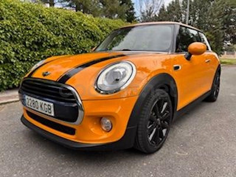 Usado Mini Cooper 136 CV (100 kW) 2017 Naranja Utilitario