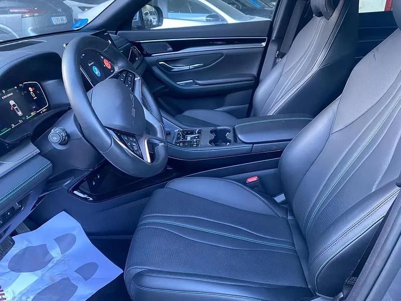 Usado BYD Seal U Comfort 218 CV (160 kW) 2025 Gris SUV