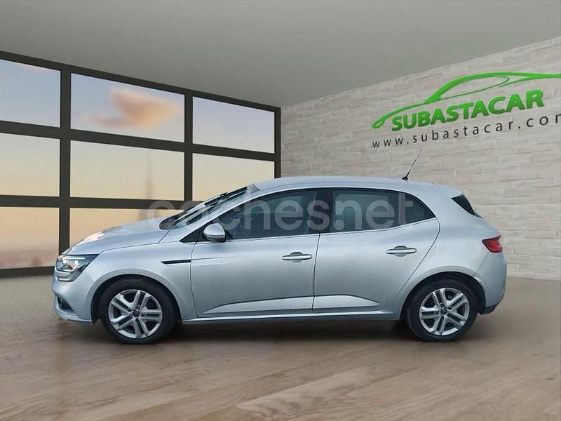 Gris / plata Usado 2018 Renault Mégane IV Business Berlina | 8900 € (Super precio) - Imagen 1/3