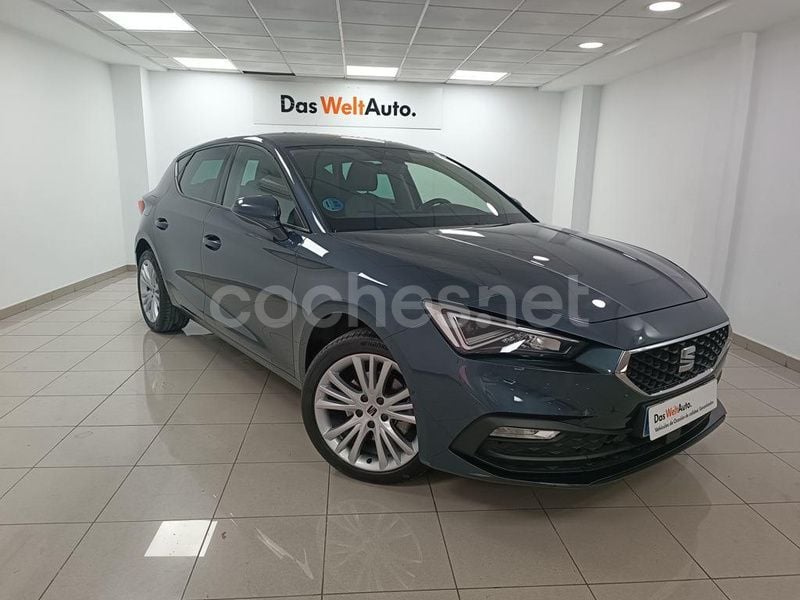 Gris Usado 2024 Seat Leon Style Berlina | 22.400 € (Super precio) - Imagen 1/4