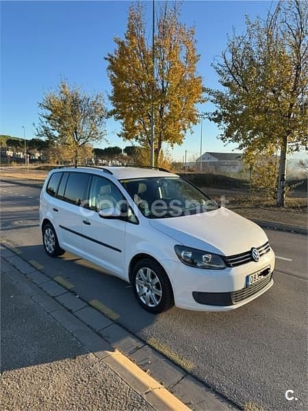 Usado VW Touran Edition 105 CV (77 kW) 2010 Blanco Monovolumen