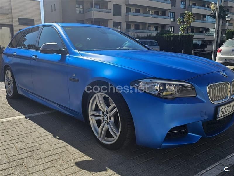 Azul Usado 2015 BMW M550 Comfort Edition Berlina | 32.000 € - Imagen 1/2