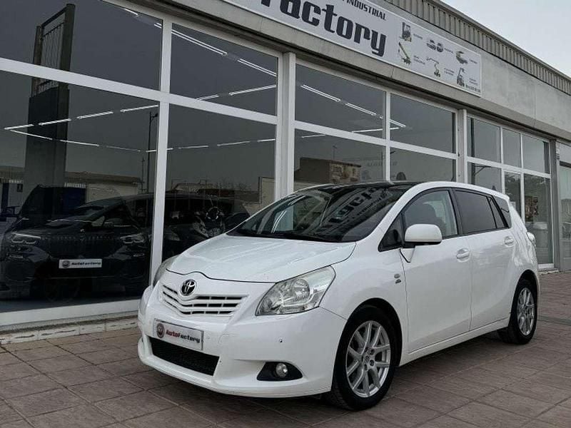 Blanco Usado 2011 Toyota Verso Active Monovolumen | 6900 € (Precio justo) - Imagen 1/4