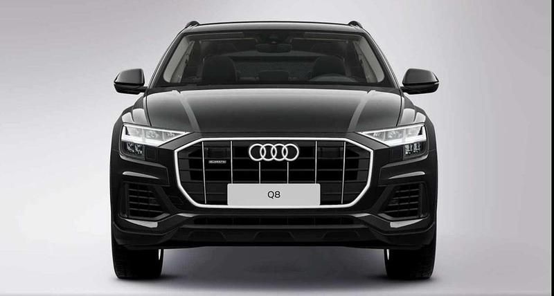 Usado Audi Q8 Ambiente 340 CV (250 kW) 2022 Negro SUV