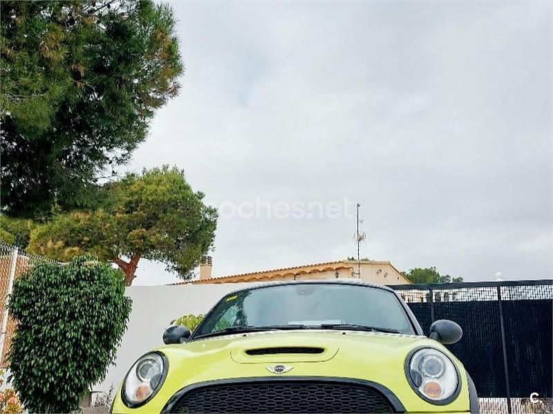 Usado Mini Cooper SD Coupé 143 CV (105 kW) 2011 Amarillo Coupe