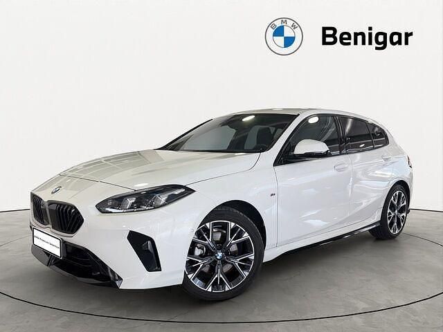 Usado BMW 118 Comfort Edition 150 CV (110 kW) 2025 Blanco Utilitario