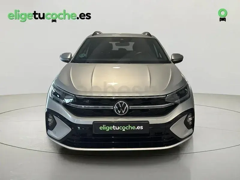 Usado VW Taigo R-line 115 CV (84 kW) 2025 Gris / plata SUV