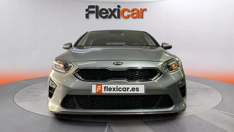 Käytetty Kia Ceed 120 HP (88 kW) 2021 Harmaa Viistoperä