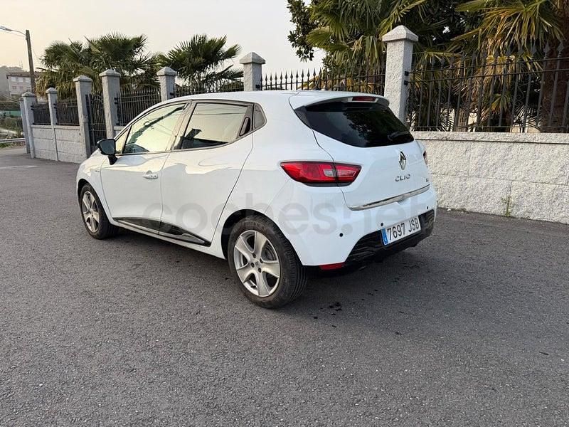Usado Renault Clio IV Dynamique 95 CV (69 kW) 2015 Blanco Berlina