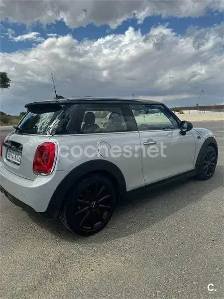 Usado Mini Cooper D 116 CV (85 kW) 2017 Gris / plata Utilitario
