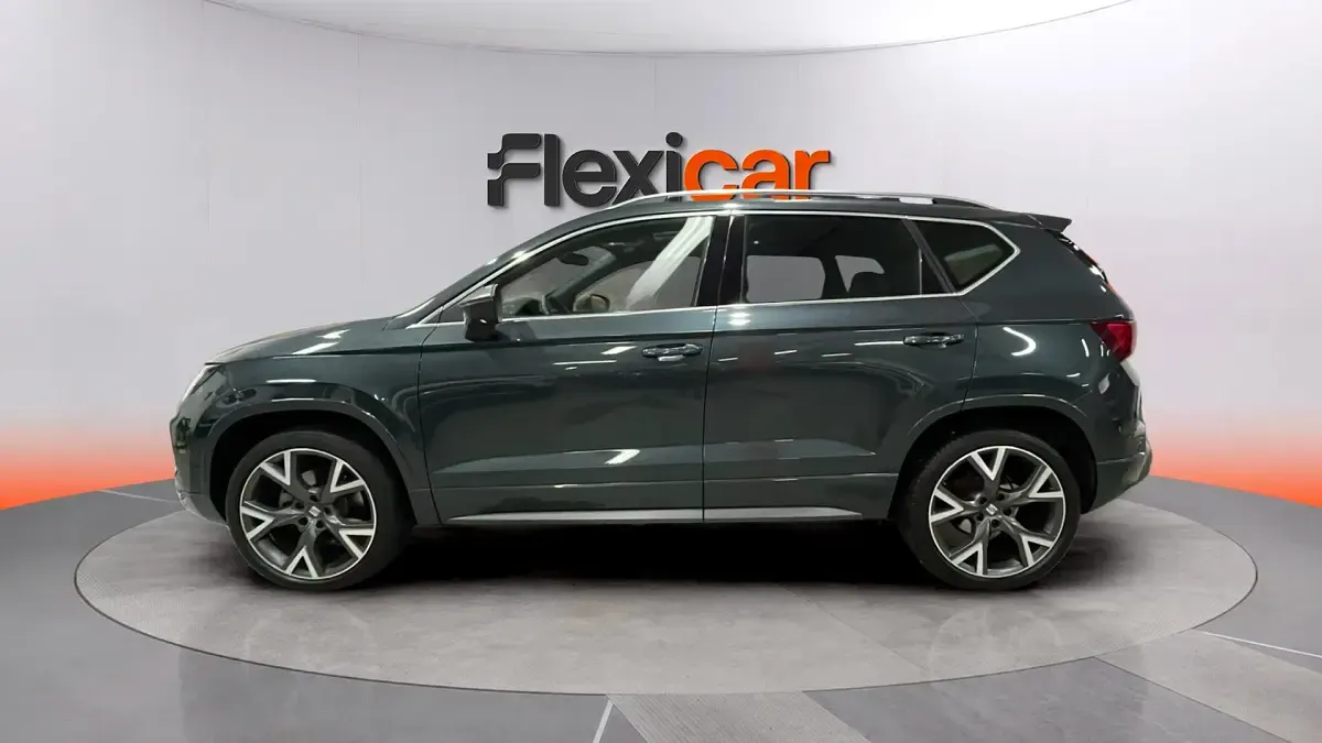 Usado Seat Ateca Style 150 CV (110 kW) 2023 Gris SUV