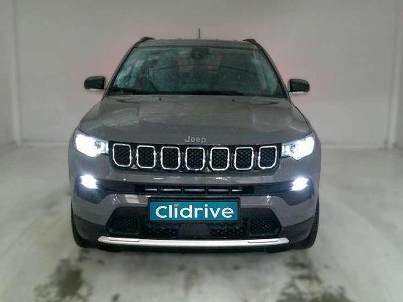 Usado Jeep Compass Limited 131 CV (96 kW) 2021 Gris SUV