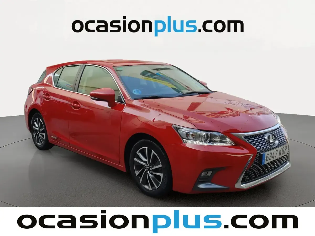 Usado Lexus CT200h Business Edition 136 CV (100 kW) 2018 Rojo Utilitario