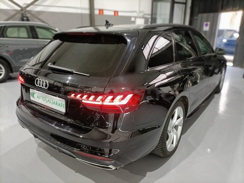 Usado Audi A4 S-Line 136 CV (100 kW) 2021 Negro Familiar