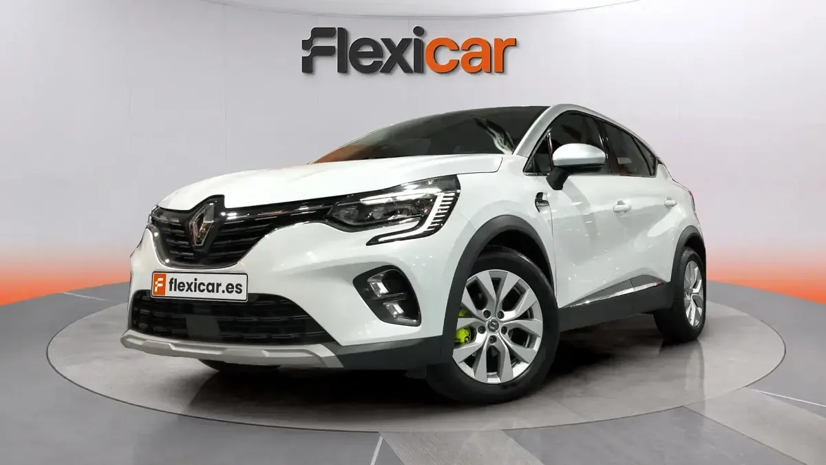 Usado Renault Captur Zen 116 CV (85 kW) 2021 Beige SUV