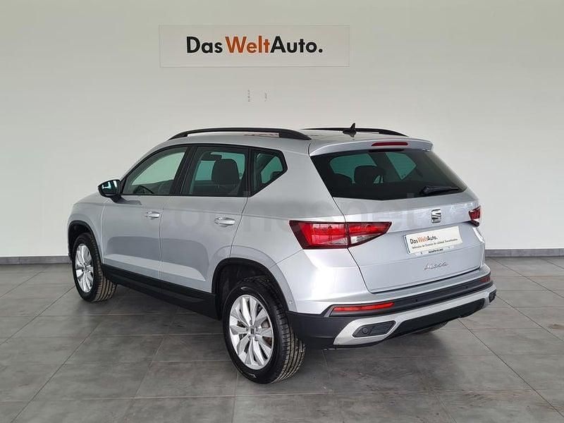 Usado Seat Ateca Style 150 CV (110 kW) 2025 Gris plata SUV