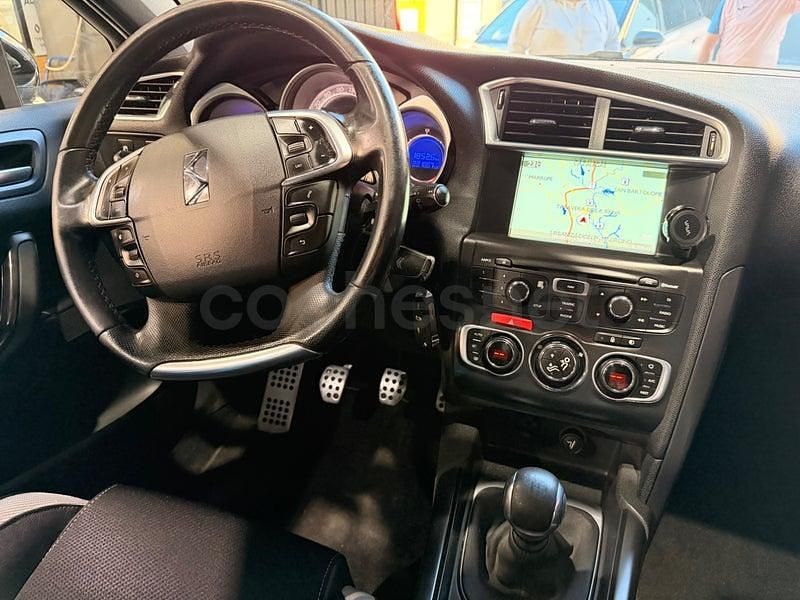 Usado Citroën DS4 Style 114 CV (83 kW) 2014 Negro Utilitario