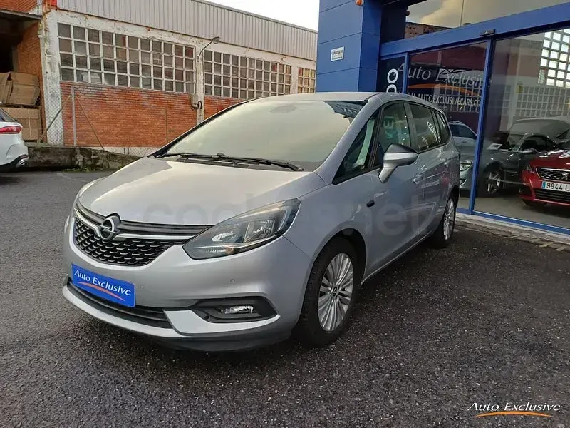 Usado Opel Zafira Tourer Excellence 136 CV (100 kW) 2017 Gris / plata Monovolumen