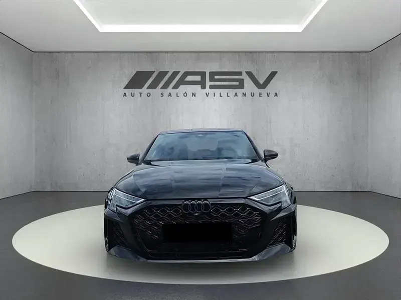 Usado Audi RS3 400 CV (294 kW) 2025 Negro Berlina