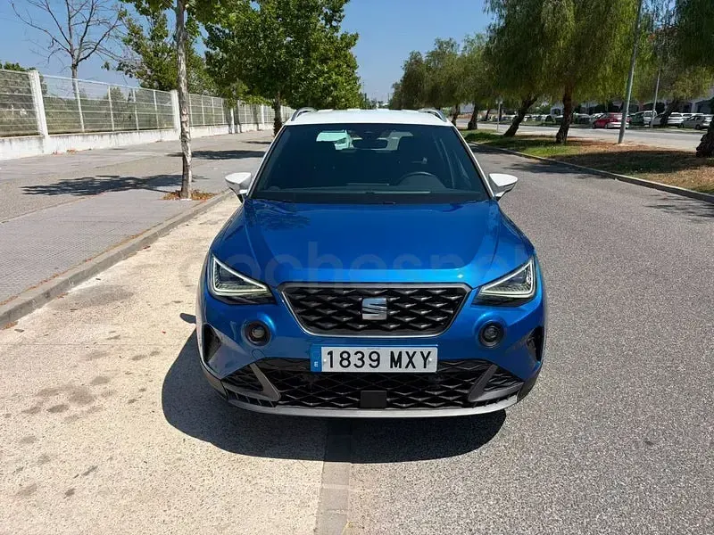 Usado Seat Arona FR 116 CV (85 kW) 2025 Azul SUV