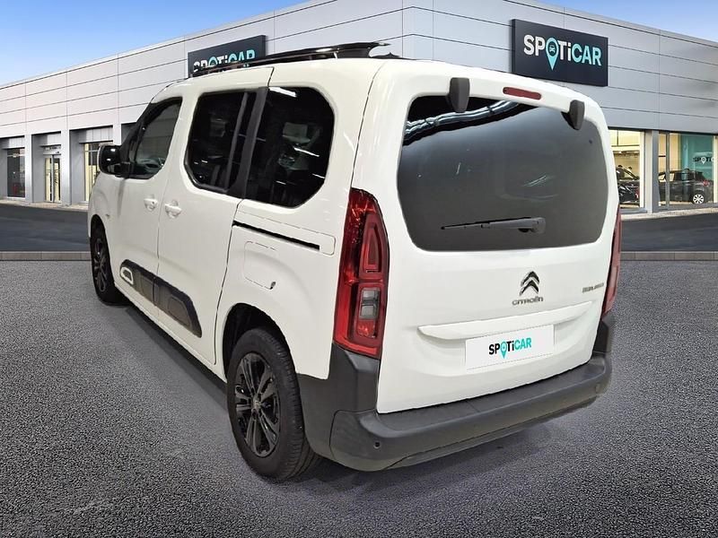 Usado Citroën Berlingo Feel 130 CV (95 kW) 2020 Blanco Monovolumen