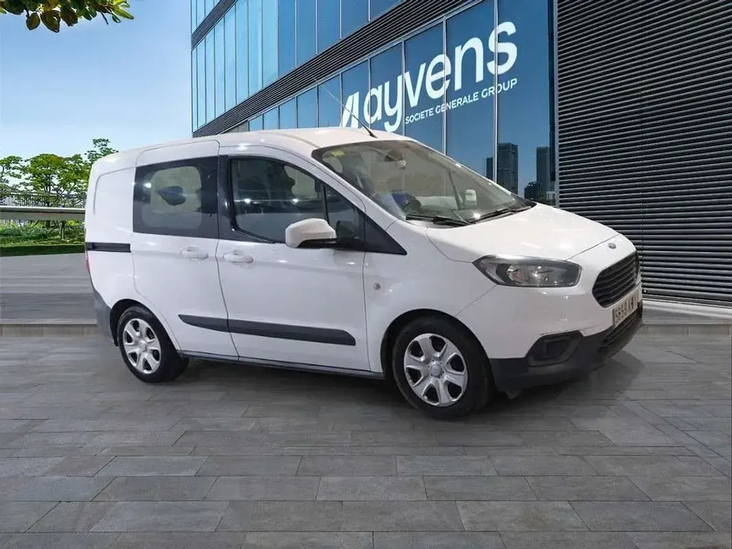 Usado Ford Transit Trend 102 CV (75 kW) 2019 Blanco Van