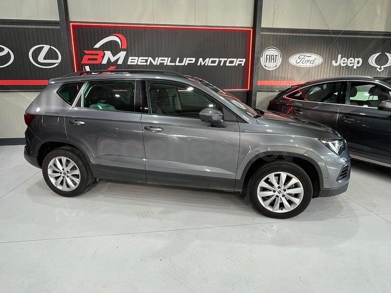 Usado Seat Ateca Style 150 CV (110 kW) 2022 Gris / plata SUV