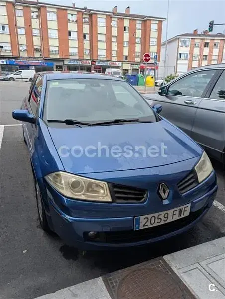 Usado Renault Mégane Extreme 105 CV (77 kW) 2007 Azul Berlina