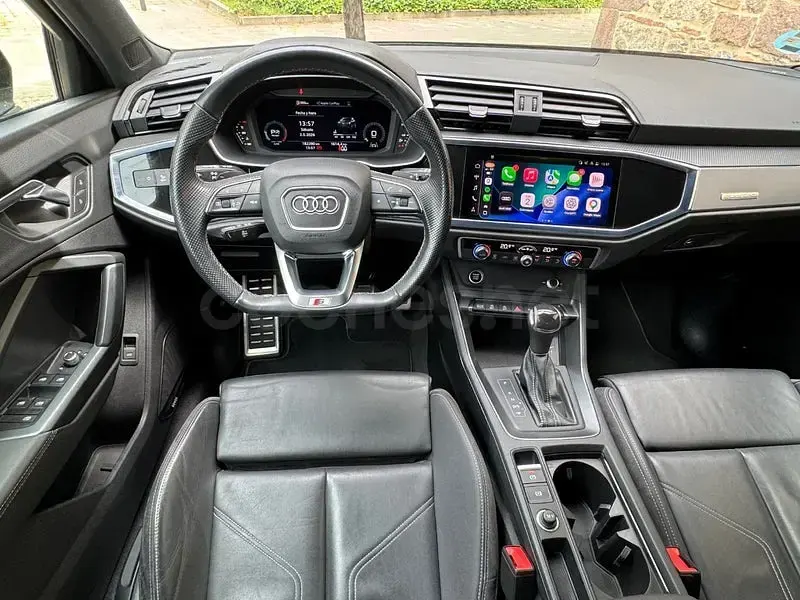 Usado Audi Q3 Sportback S-Line 200 CV (147 kW) 2022 Gris / plata SUV