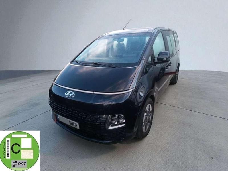 Negro Usado 2022 Hyundai Staria Van | 35.800 € (Precio justo) - Imagen 1/4