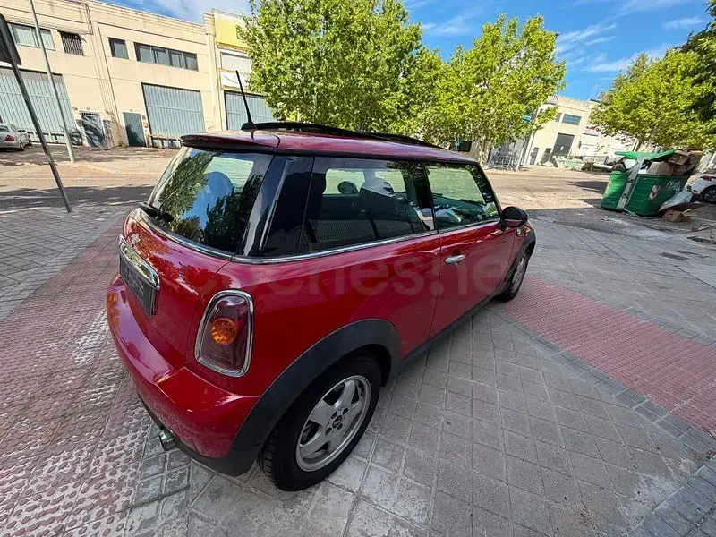 Usado Mini ONE 90 CV (66 kW) 2007 Rojo Utilitario