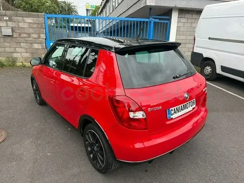 Usado Skoda Fabia Monte Carlo 105 CV (77 kW) 2014 Rojo Berlina