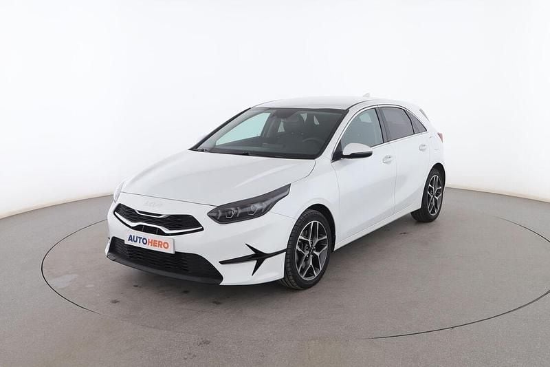 Blanco Usado 2021 Kia Ceed Utilitario | 19.499 € (Precio justo) - Imagen 1/3