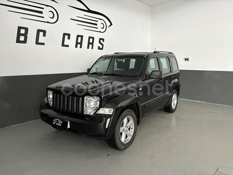 Usado Jeep Cherokee Sport 177 CV (130 kW) 2010 Negro SUV