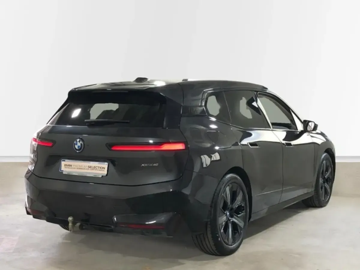 Usado BMW iX Comfort Edition 239 kW (326 CV) 2022 Gris SUV